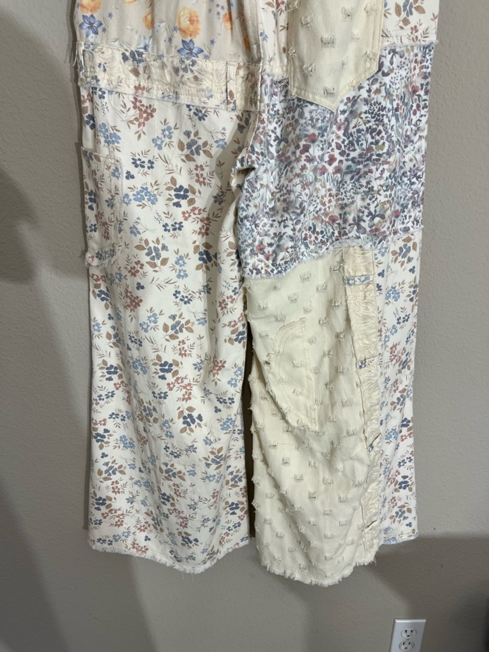♦️6 hr sale♦️Pol Margo floral patchwork relaxed fit wide leg jeans boho hippie L - Picture 12 of 14